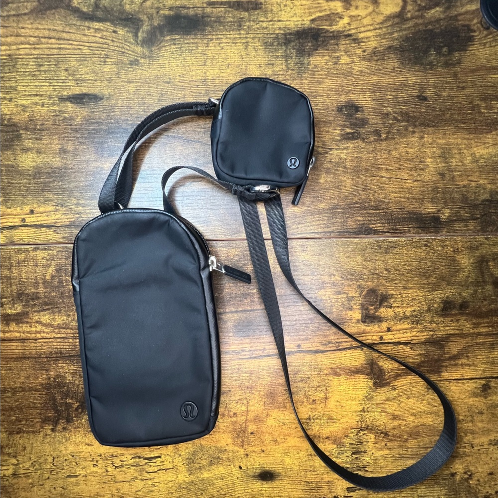 Like New Lululemon Black Modular Phone Crossbody Bag